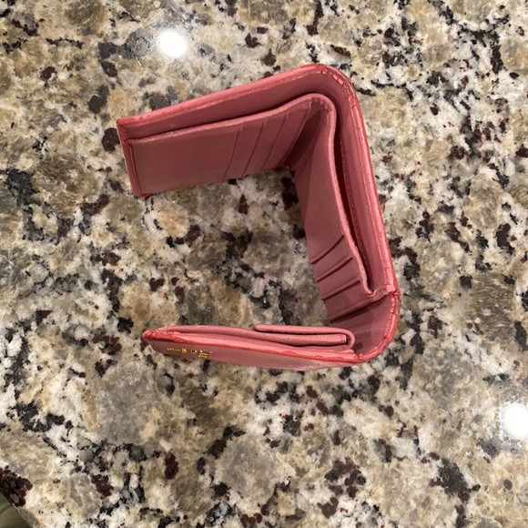 Prada Vitello Move Trifold Wallet Geranio Pink - Picture 6 of 15
